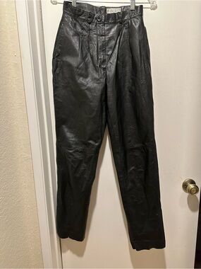 Vintage Catherine C’s Black Leather Tapered Pants Size 8 100% Leather